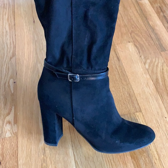 Black Heeled Knee High Boots - Picture 5 of 8